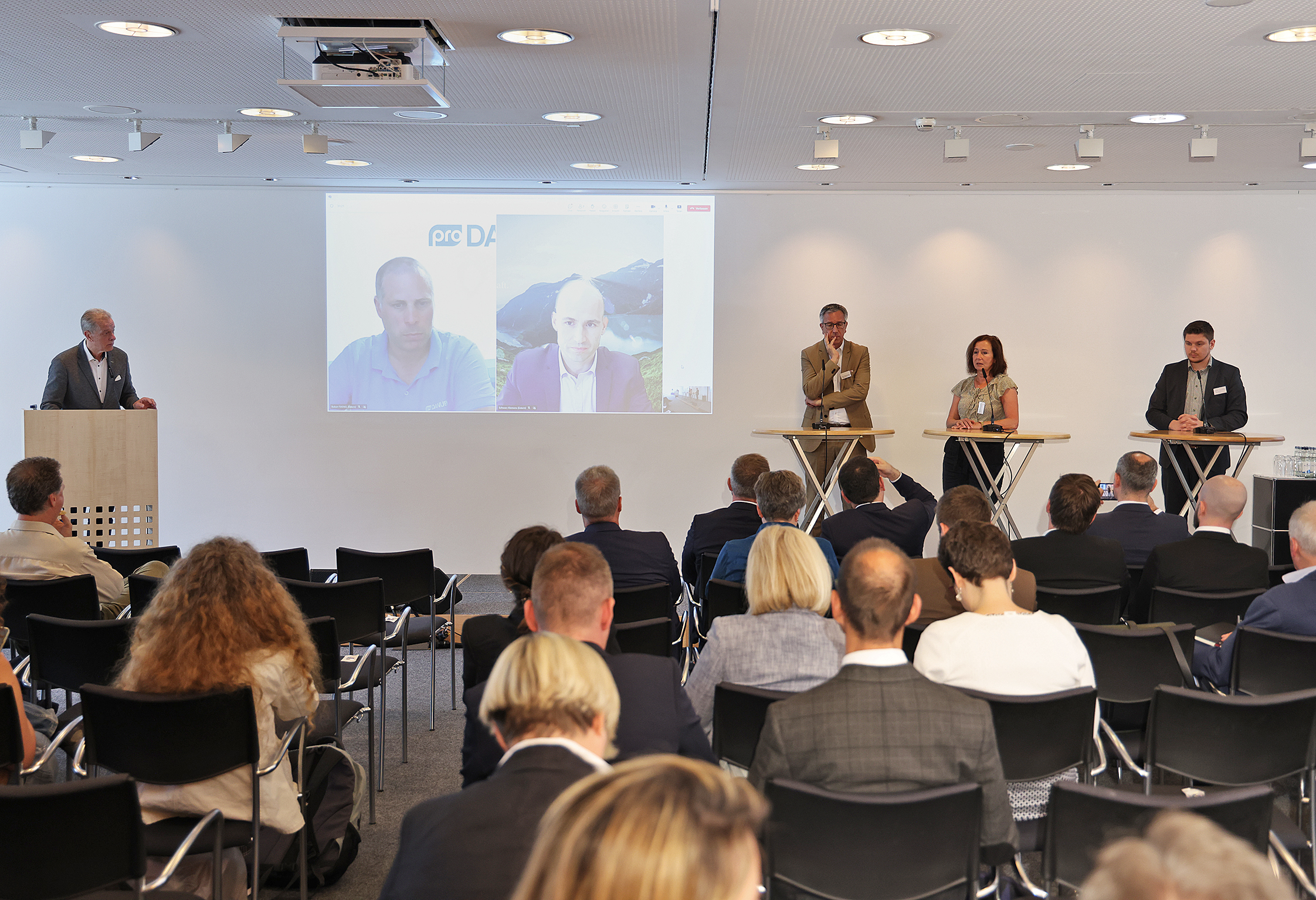 Event “The Danube Region at the Turn of Times – Economic Cooperation and Hydrogen Supply Chains along the Danube” on 8 July 2024 in Ulm